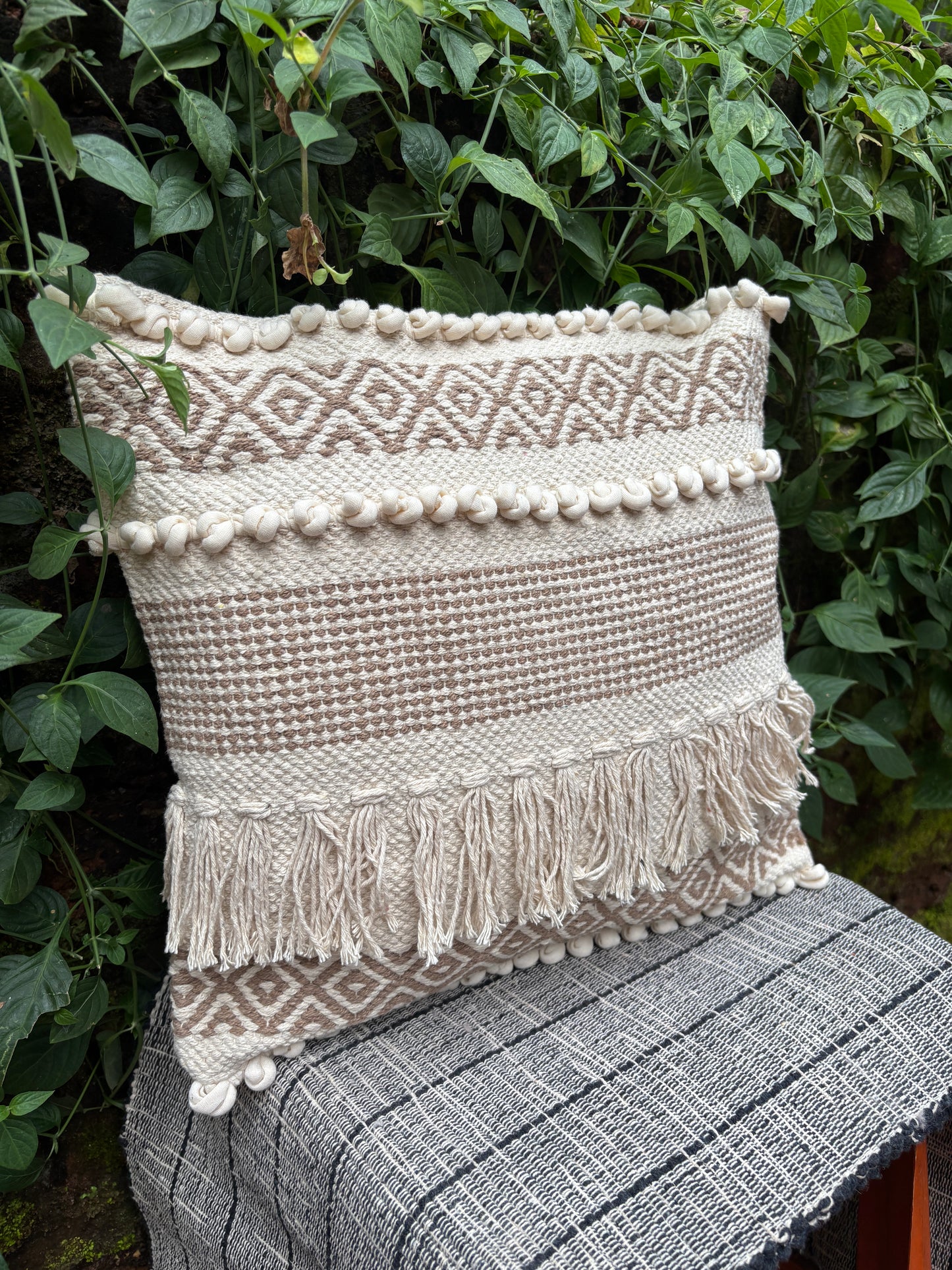 Bohemian Style Cotton Natural/White Cushion Cover