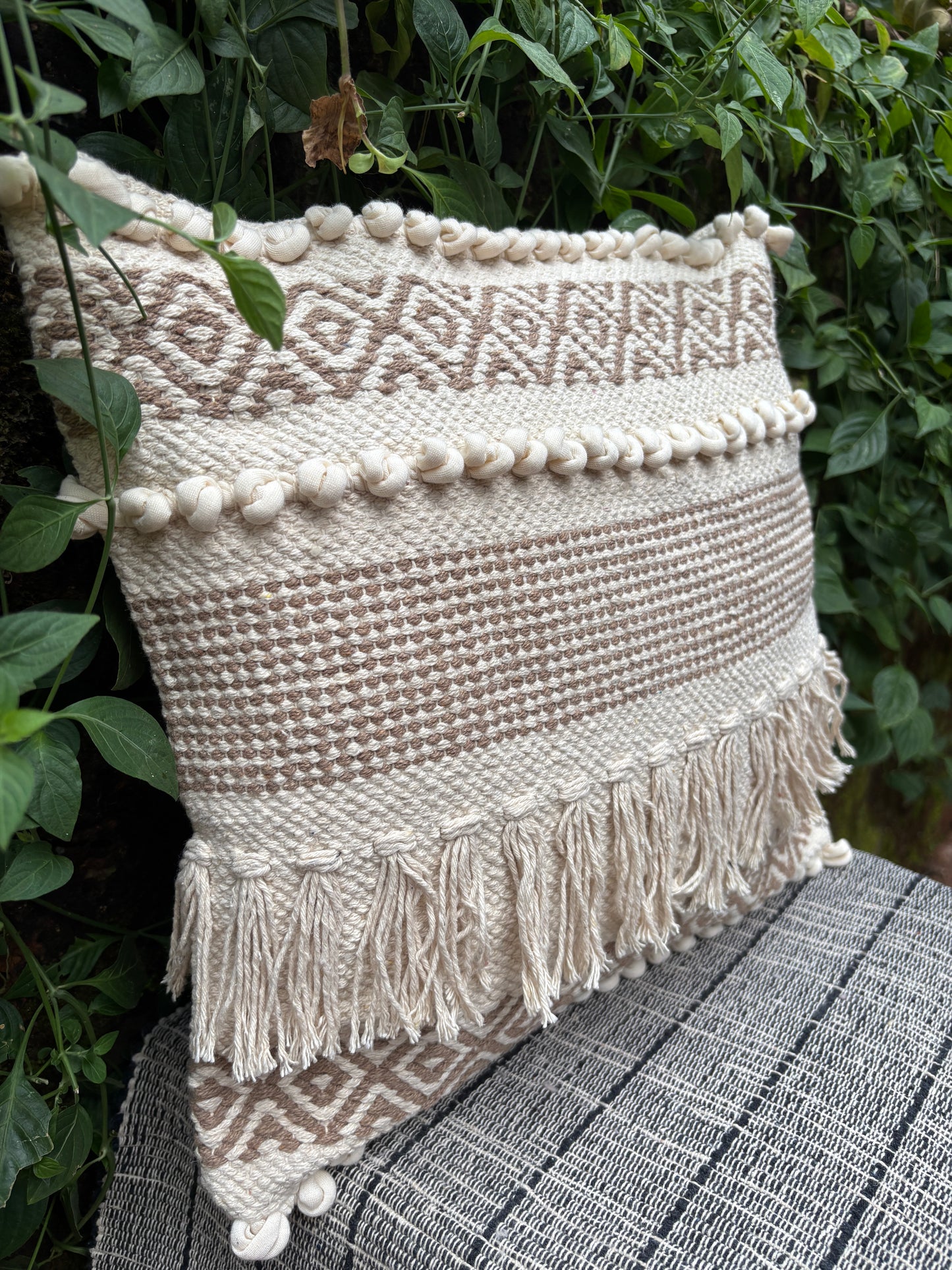 Bohemian Style Cotton Natural/White Cushion Cover