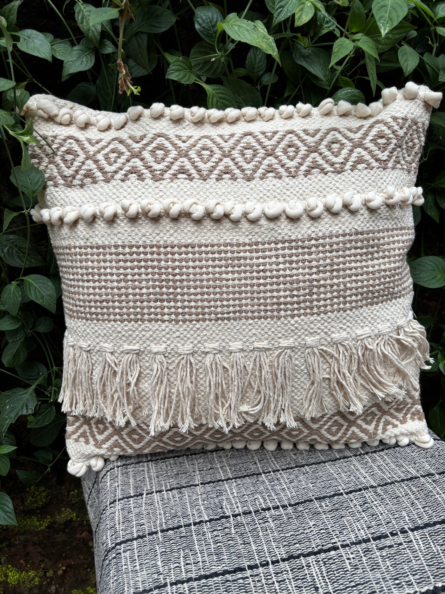 Bohemian Style Cotton Natural/White Cushion Cover